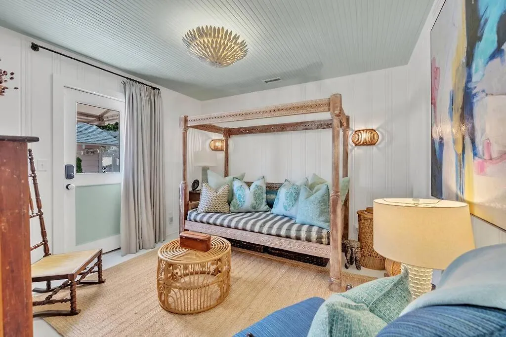 The Pink House Villa Virginia Beach Holiday home