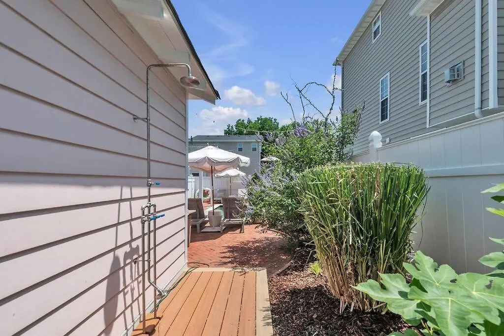The Pink House Villa Virginia Beach Holiday home